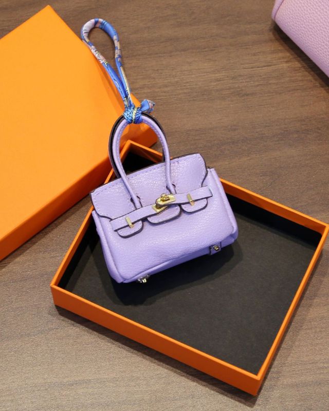 Le Mini Charm
